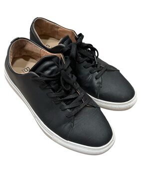 BYLT Basics Black lux low Sneakers with White Sole